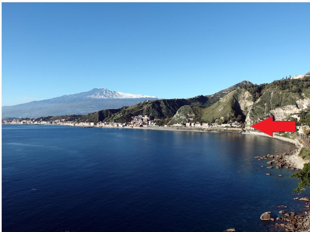 Holiday Rentals Taormina Exterior photo